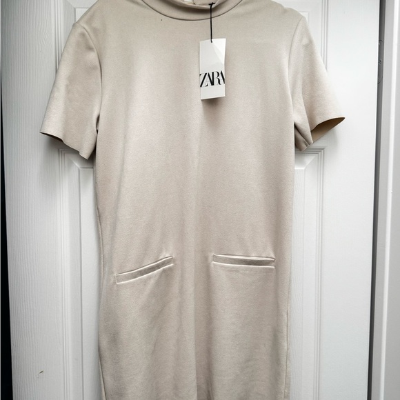 Zara Cream Midi Dress with Pockets - Picture 2 of 7